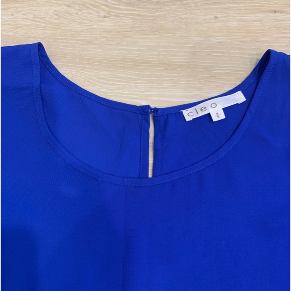 Cleo - Blue Tunic Blouse with cut outs on sleeves. Size Medium. - Picture 2 of 7